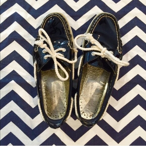 Black Patent Audrey Sperry - Picture 3 of 4